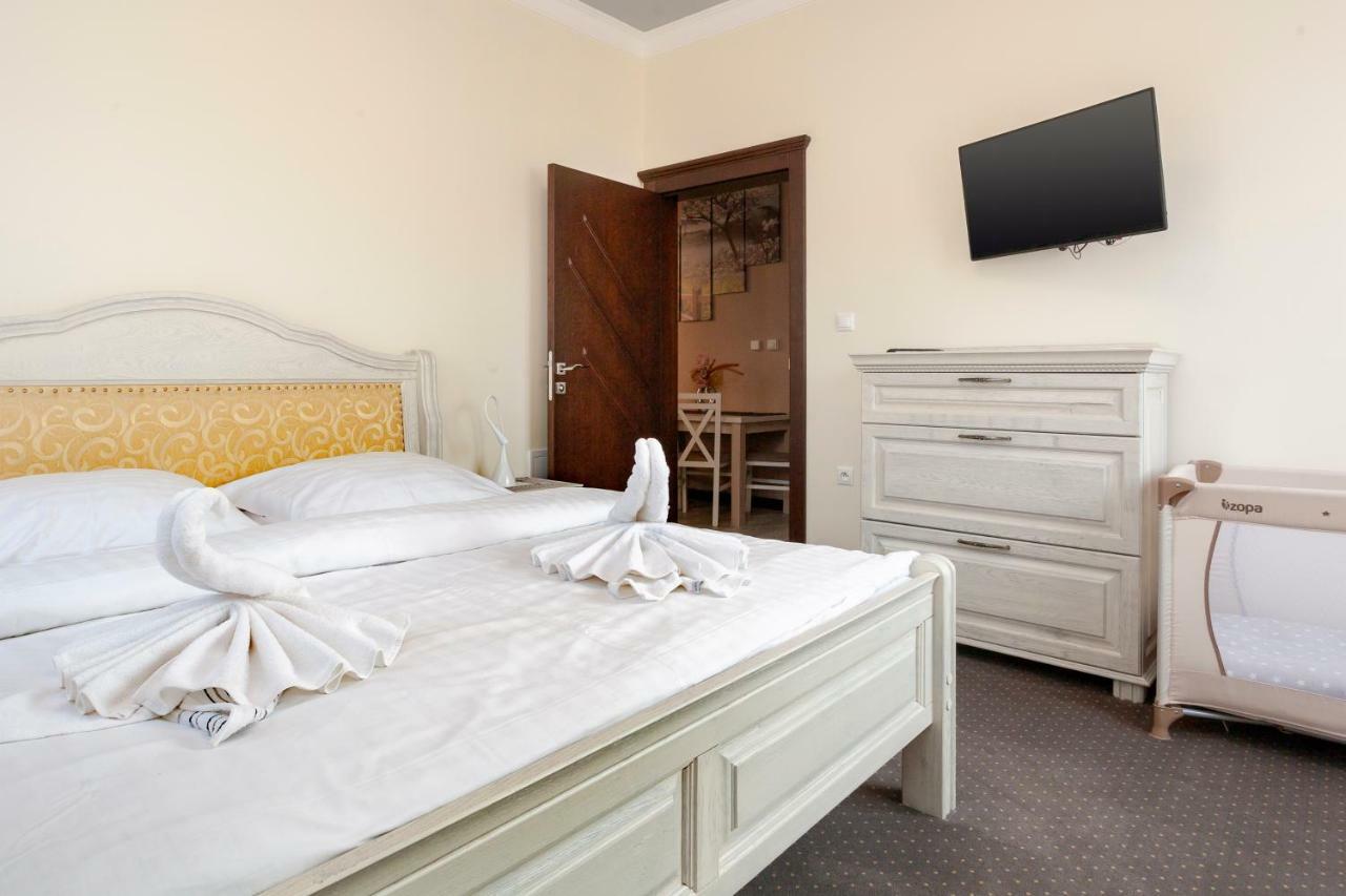 The Golden Eagle Apartment Vysoke Tatry Bagian luar foto