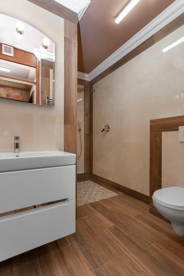 The Golden Eagle Apartment Vysoke Tatry Bagian luar foto